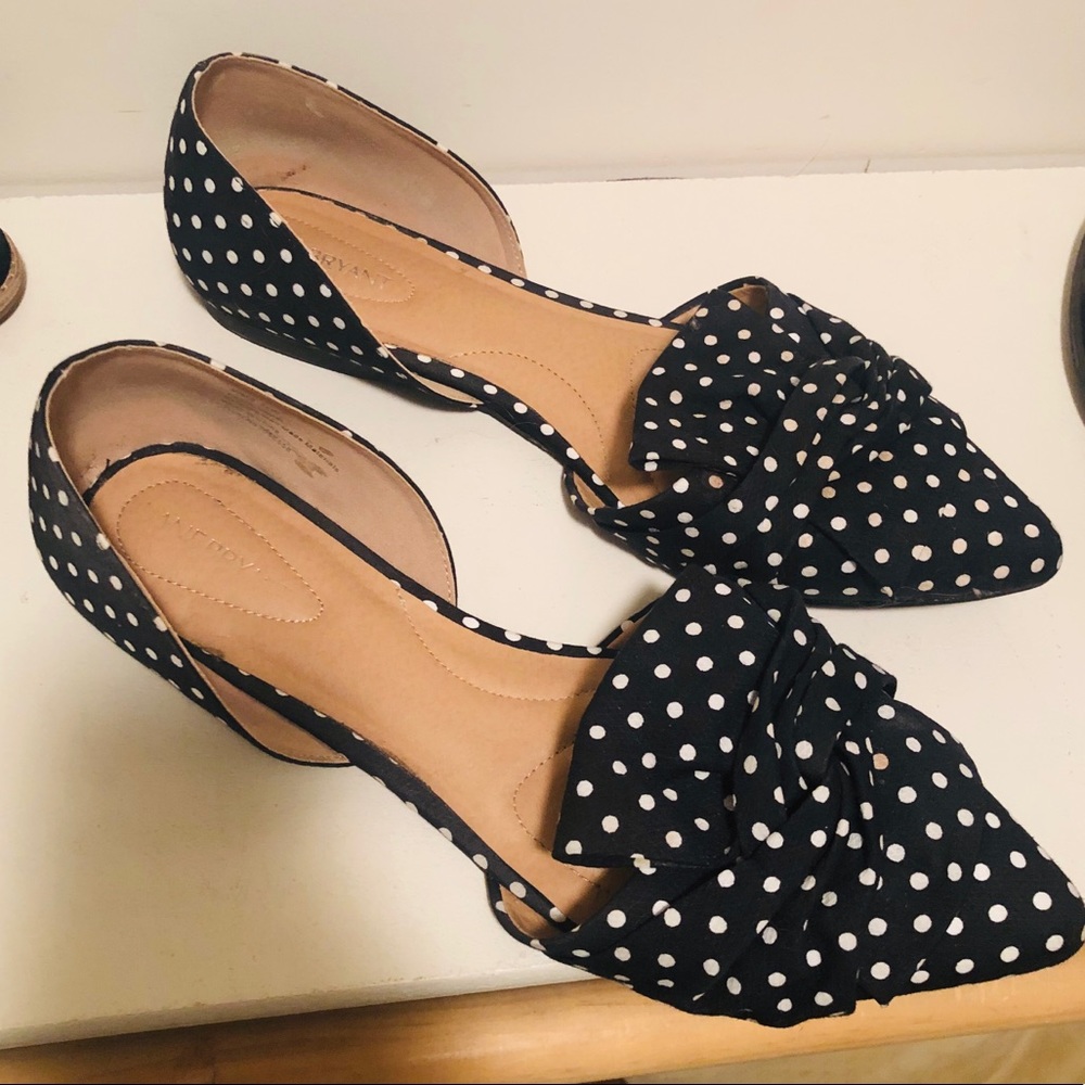 Adorable polka dot flats